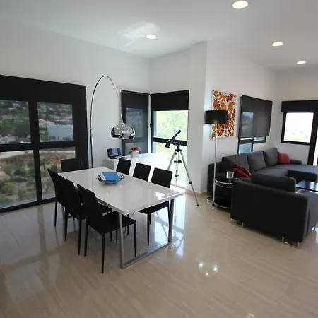 Elena Baladrar - Sea View With Private Pool In Benissa